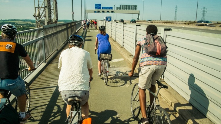 people cycling on Avonmouth bridge