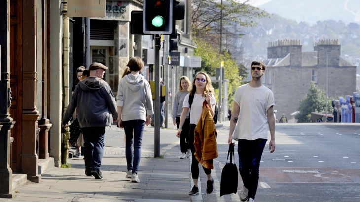 physical distancing in Edinburgh during Coronavirus